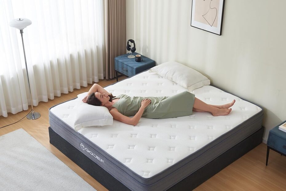 Dream in Comfort: The Ultimate Review of the 12 Inch Queen Hybrid Mattress