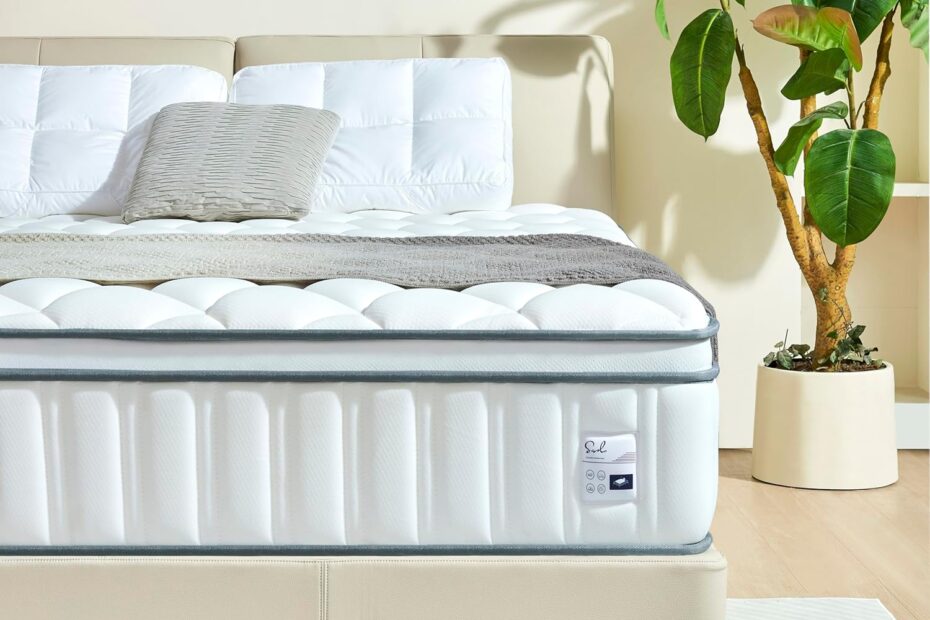 Experience Ultimate Comfort: Review of the 12 Inch Queen Hybrid Mattress with Cooling Gel